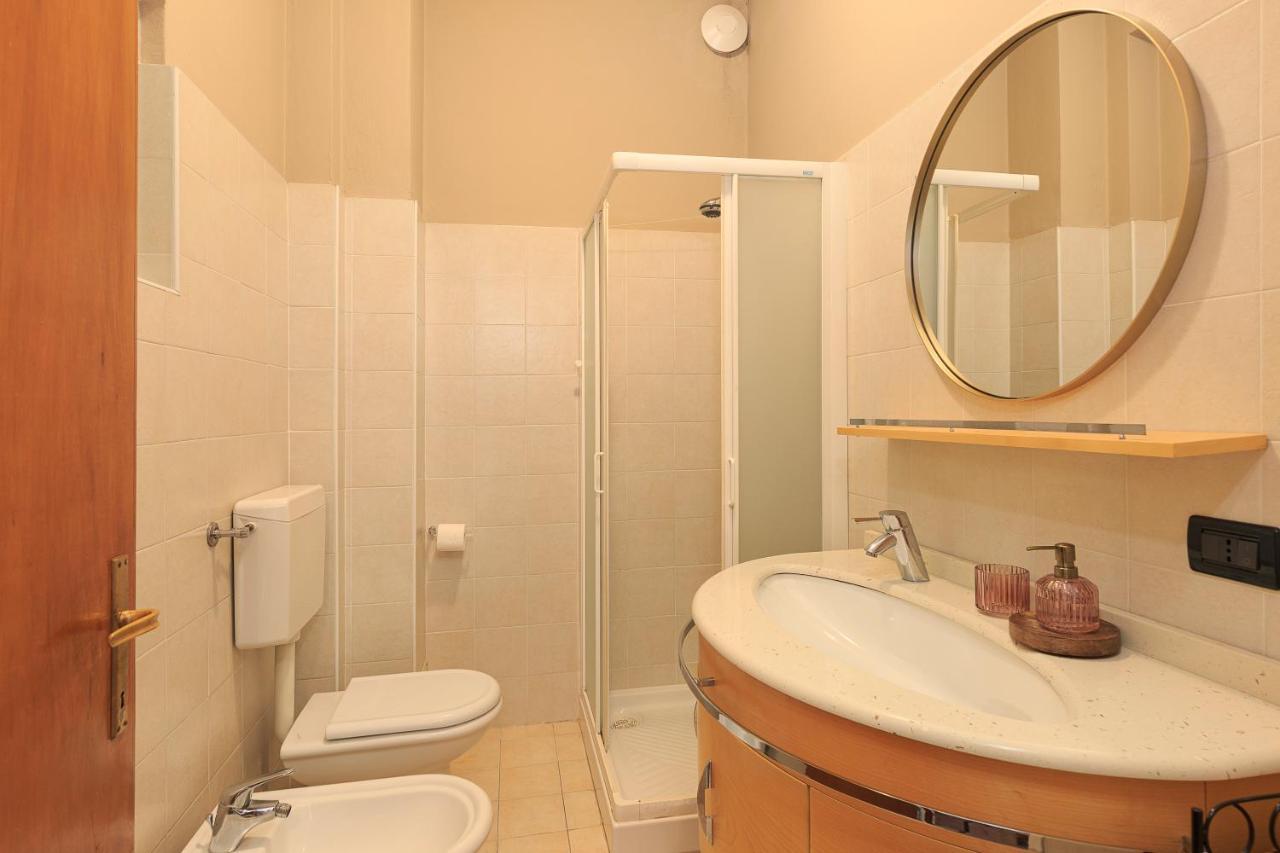 Appartamento Italia 1 - By Impero House Rent Stresa Dış mekan fotoğraf